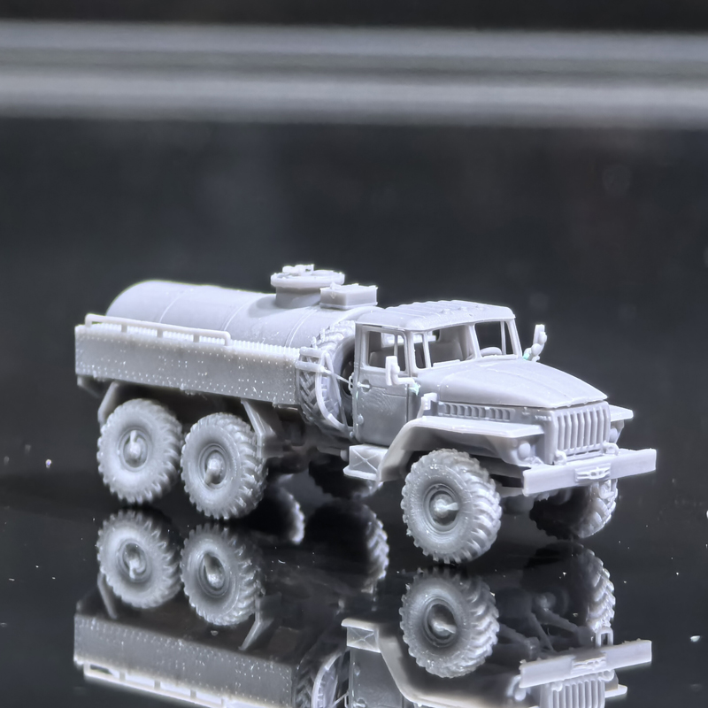 3D Printing Yourself - 1PCS 1/144 Scale Ural Oil Truck